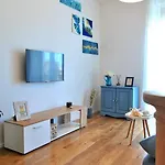 G&m Kolovare Apartman *
