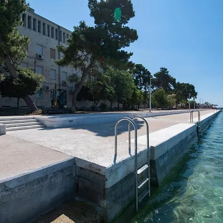 G&m Kolovare Daire Zadar