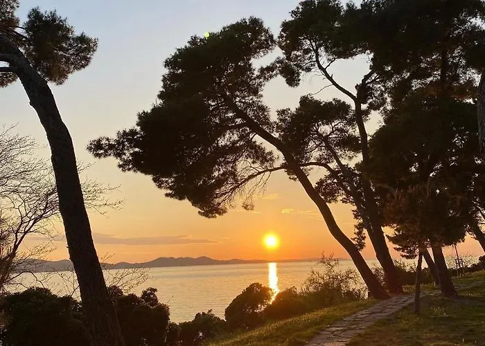 G&m Kolovare Apartamento *